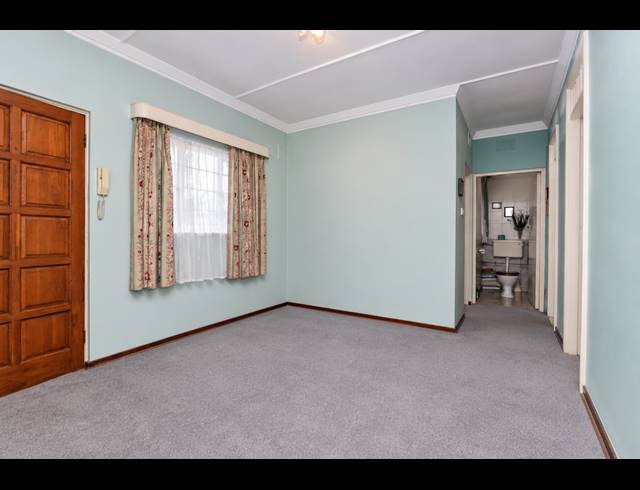 2.5 BEDROOM APARTMENT FOR SALE IN MORNINGSIDE